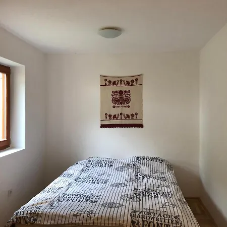 Szent Ilona Vendeghaz Hotel Monoszlo